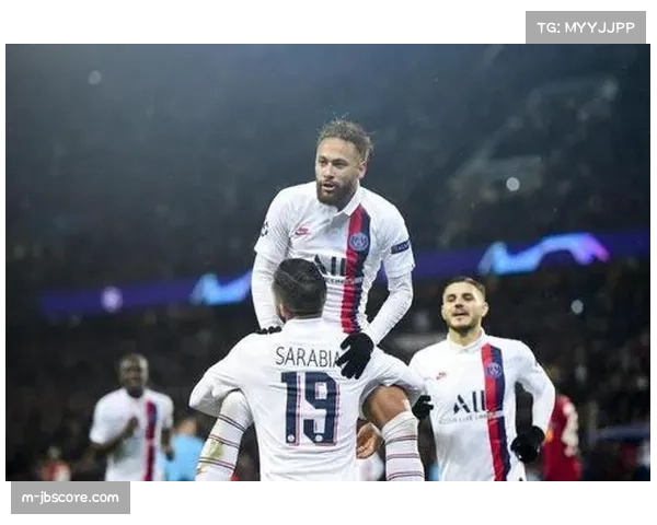 朗斯客场2-0轻取南特,积分榜反超巴黎暂登顶 朗斯客场2-0轻取南特,积分榜反超巴黎暂登顶